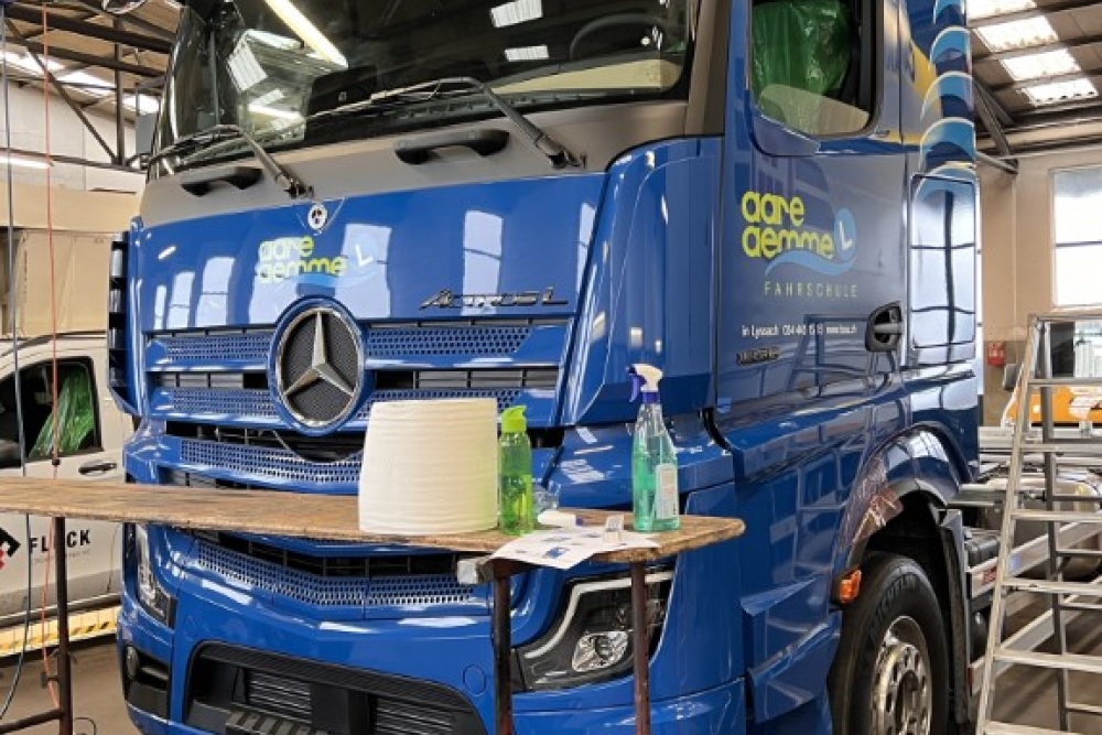 Beschriften ACTROS L 1836 FSAA 5