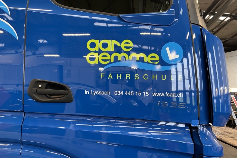 Beschriften ACTROS L 1836 FSAA 6
