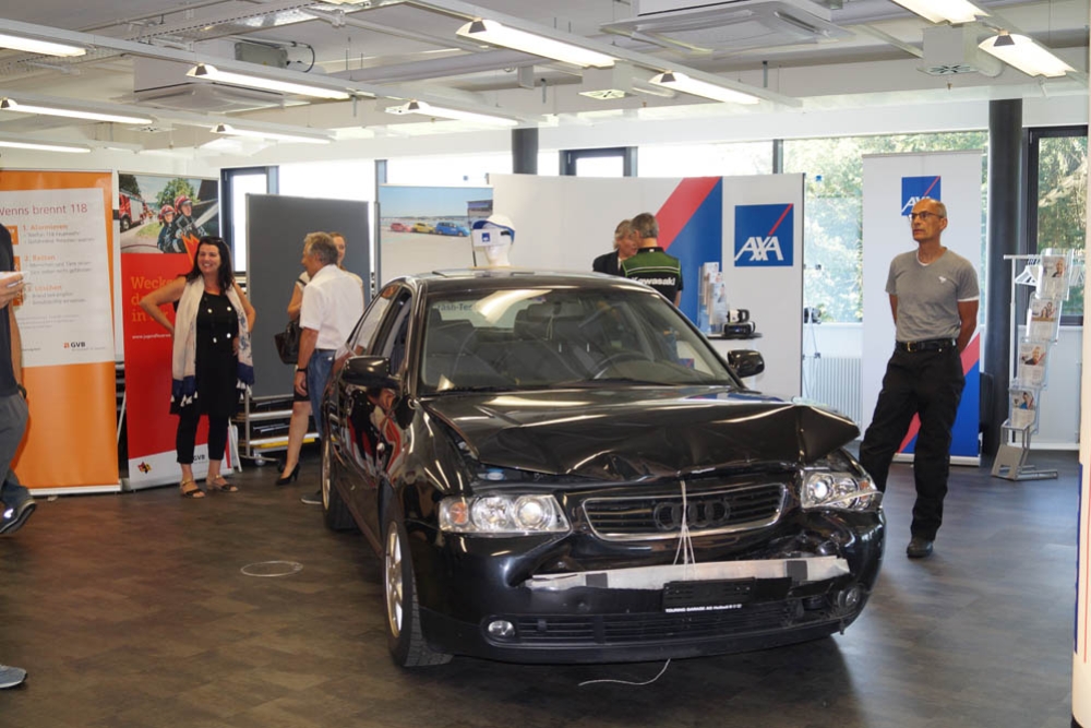 Geschaeftseroeffnung Fahrschule Aare Aemme 41