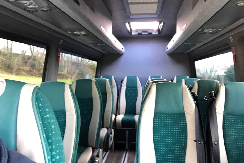 Mercedes Kleinbus Fahrausbildung Kat C1 D1 Fahrschule Aare Aemme 11