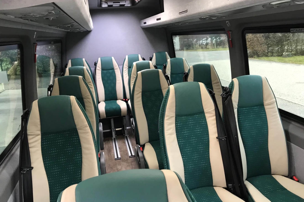 Mercedes Kleinbus Fahrausbildung Kat C1 D1 Fahrschule Aare Aemme 18