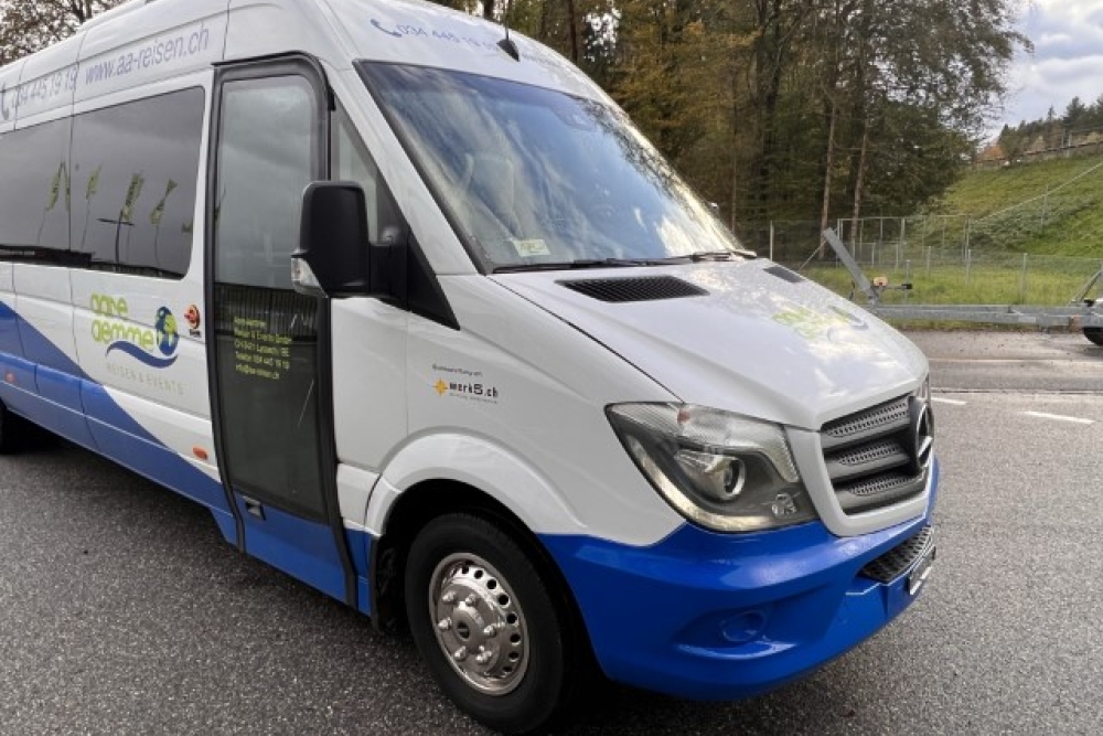 Mercedes Kleinbus Fahrausbildung Kat C1 D1 Fahrschule Aare Aemme 2