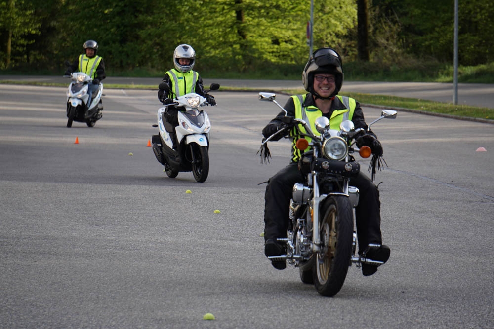 Motorrad Roller Grundkurs1 Fahrschule Aare Aemme 2017 20