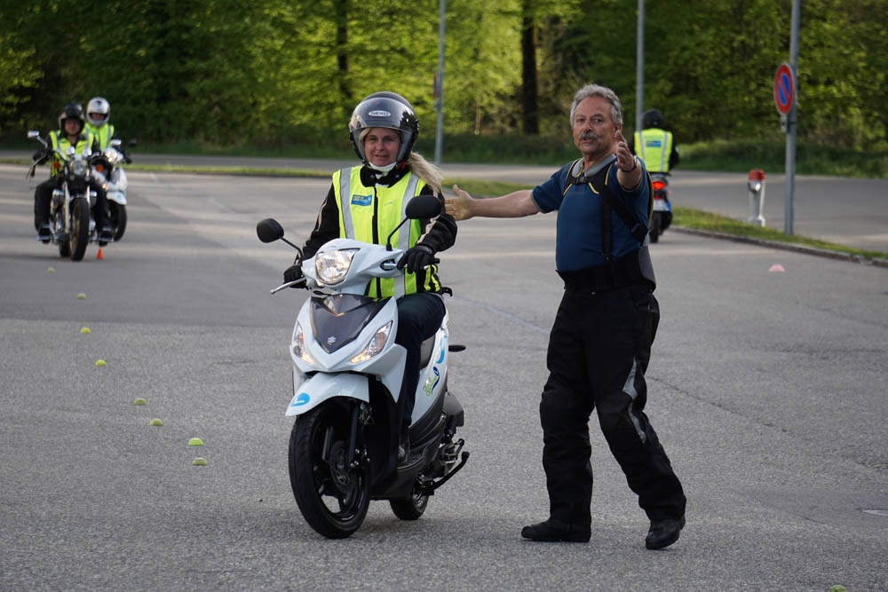 Motorrad Roller Grundkurs1 Fahrschule Aare Aemme 2017 21