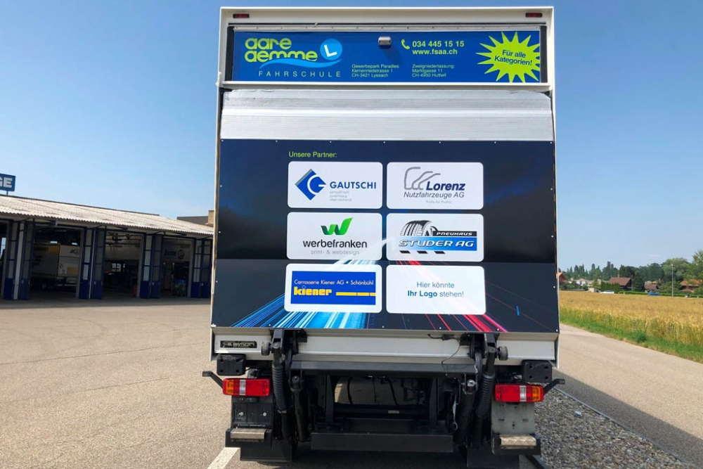 Renovation Lkw Anhaenger Fahrschule Aare Aemme 40