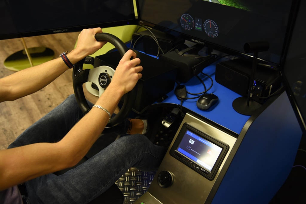 Testday Fahrsimulator Degener 360 Fahrschule Aare Aemme 14