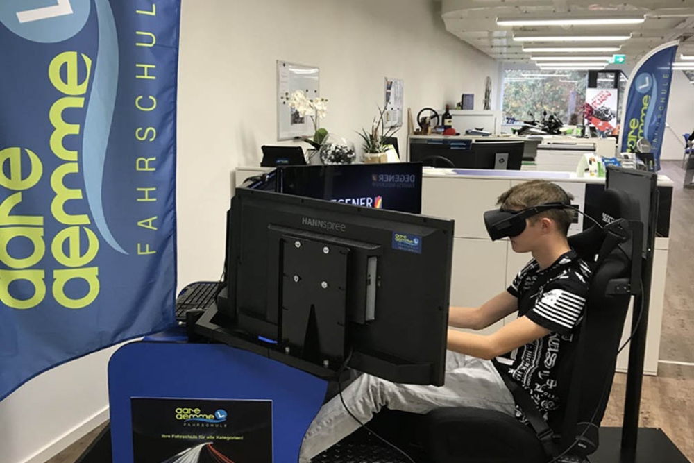 Testday Fahrsimulator Degener 360 Fahrschule Aare Aemme 3